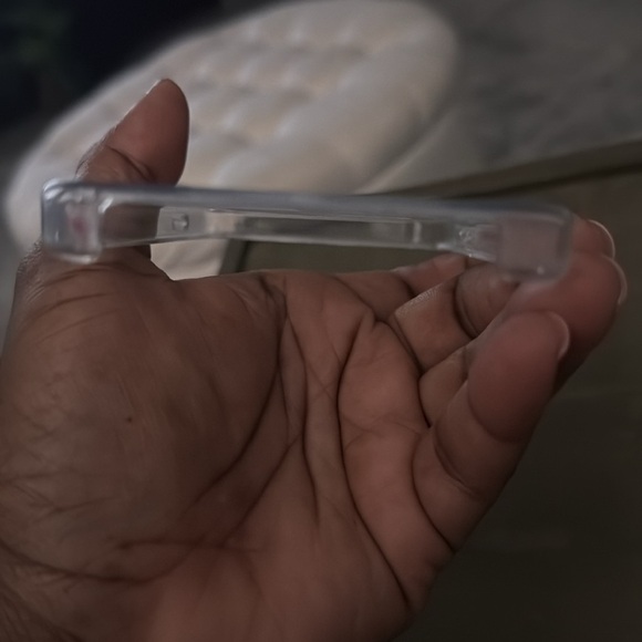 MagSafe Apple IPhone 15 plus clear case - Picture 4 of 4